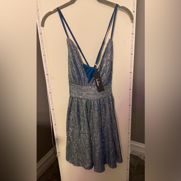Lulus Dresses & Skirts - lulus blue sparkly homecoming/winter formal dress